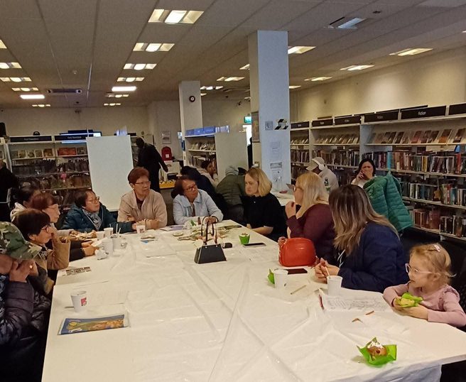 Digital confidence workshop in the local library